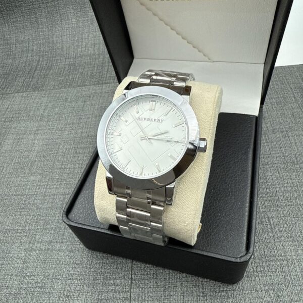 Burberry Luxury Watches in Dubai