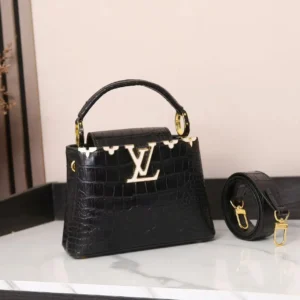 Capucines MM Handbag in Dubai
