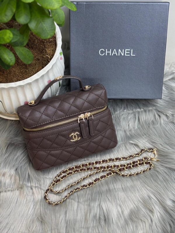 Chanel 25C Box Bag in Dubai
