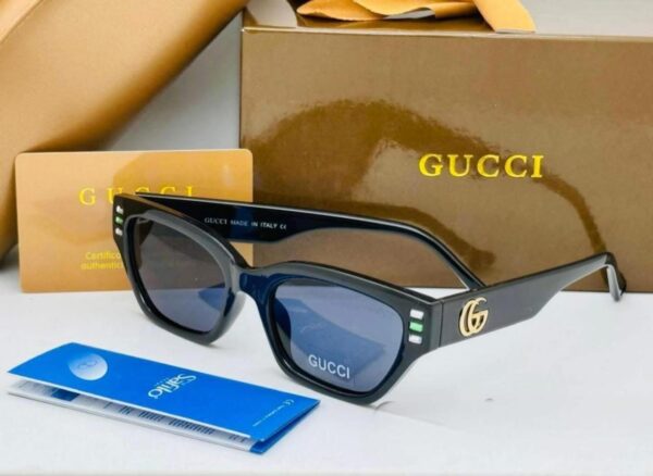 Gucci Black Cat-Eye Sunglasses in Dubai