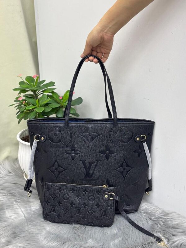 Louis Vuitton Neverfull MM Bag in Dubai