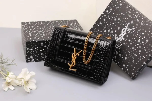 Luxury Patent Leather Chain Shoulder Bag in Dubai